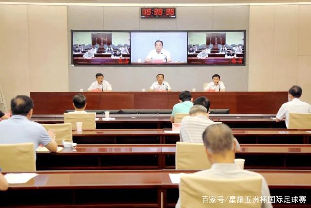 5.29日：盖耶手术后康复训练不断推进，在申花队医全程指导下